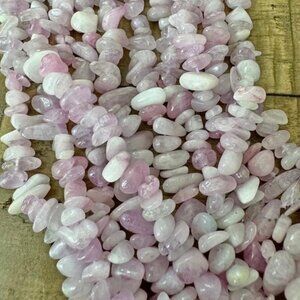 4-10mm Kunzite Chip Bead Strand